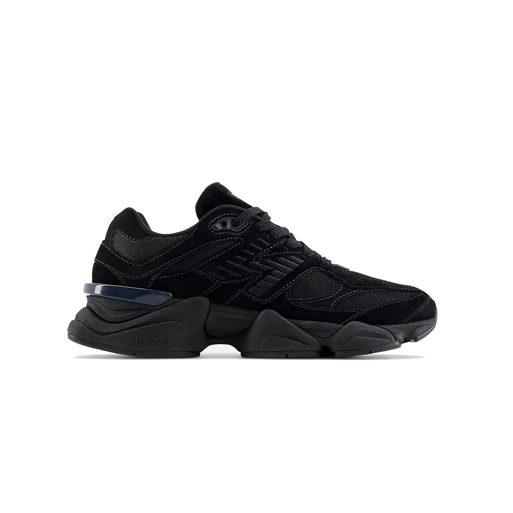 9060 Triple Black